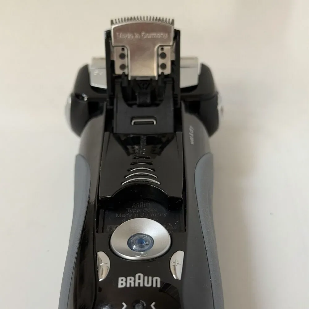 Braun Series 7 740s-6 Wet & Dry Electric Shaver w/ Charger & Travel Case Tested